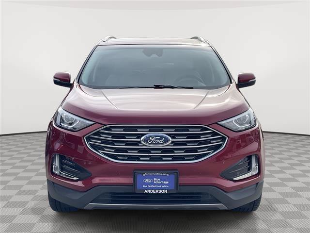 Certified 2019 Ford Edge Titanium w/ Cold Weather Package AWD/4WD image 4