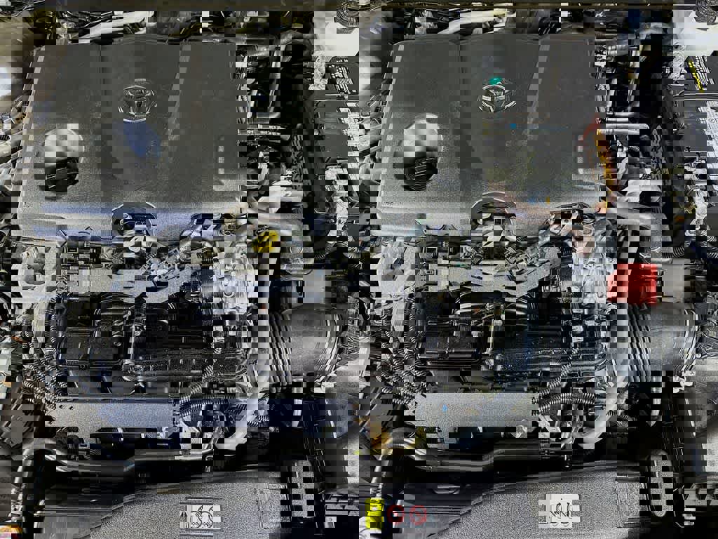 Used 2022 Toyota Camry LE image 9