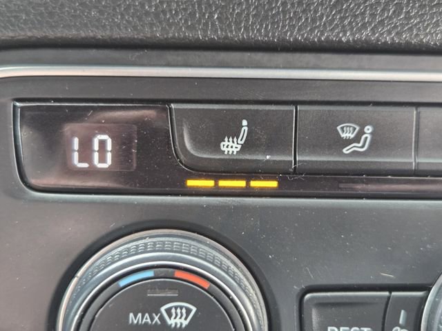 Used 2021 Volkswagen Atlas SE FWD image 25