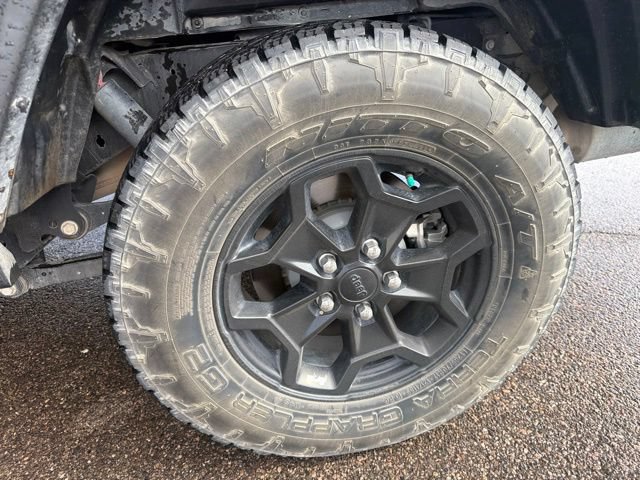 Used 2021 Jeep Gladiator Sport AWD/4WD image 7