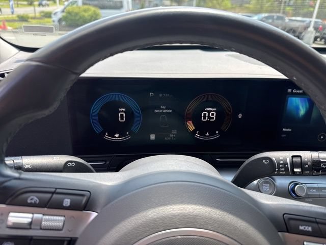 Used 2024 Hyundai Kona SEL AWD/4WD image 26
