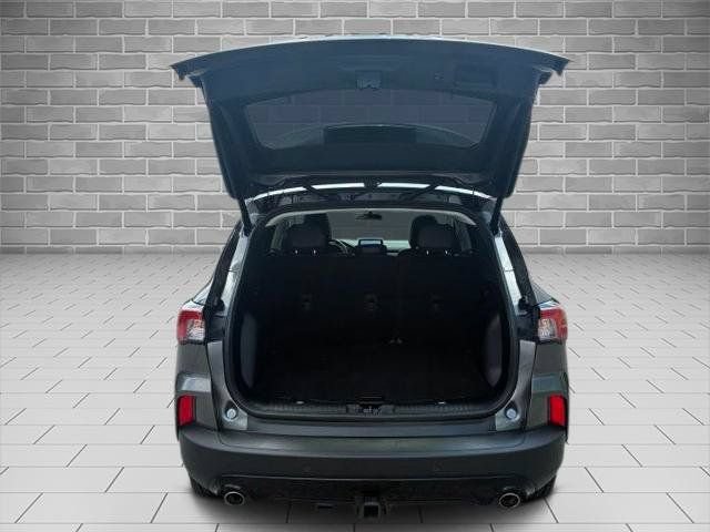 Certified 2022 Ford Escape SEL w/ SEL Stealth AWD Package image 9