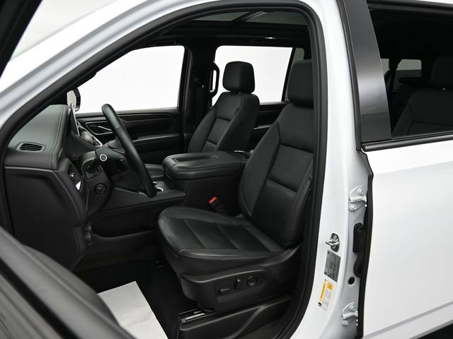 Used 2023 Chevrolet Suburban Z71 w/ Luxury Package image 14