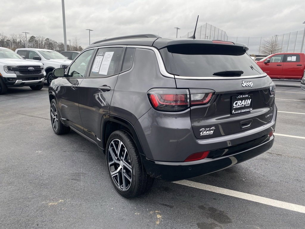 Used 2024 Jeep Compass Limited w/ Elite Group image 3