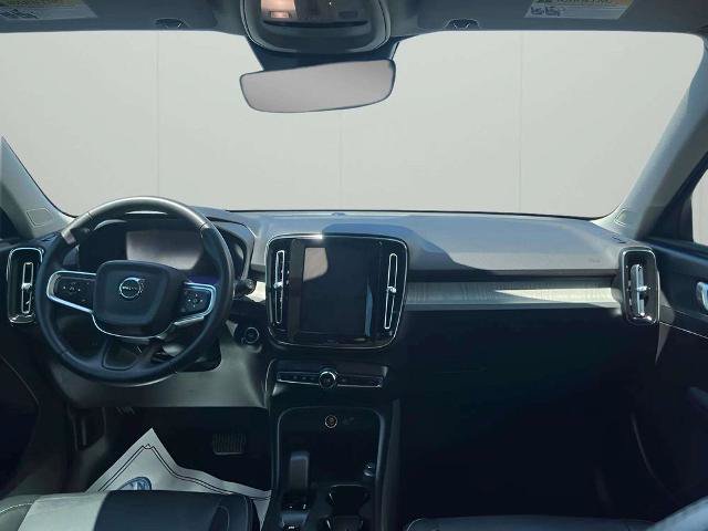 Used 2024 Volvo XC40 B5 Core AWD/4WD image 13