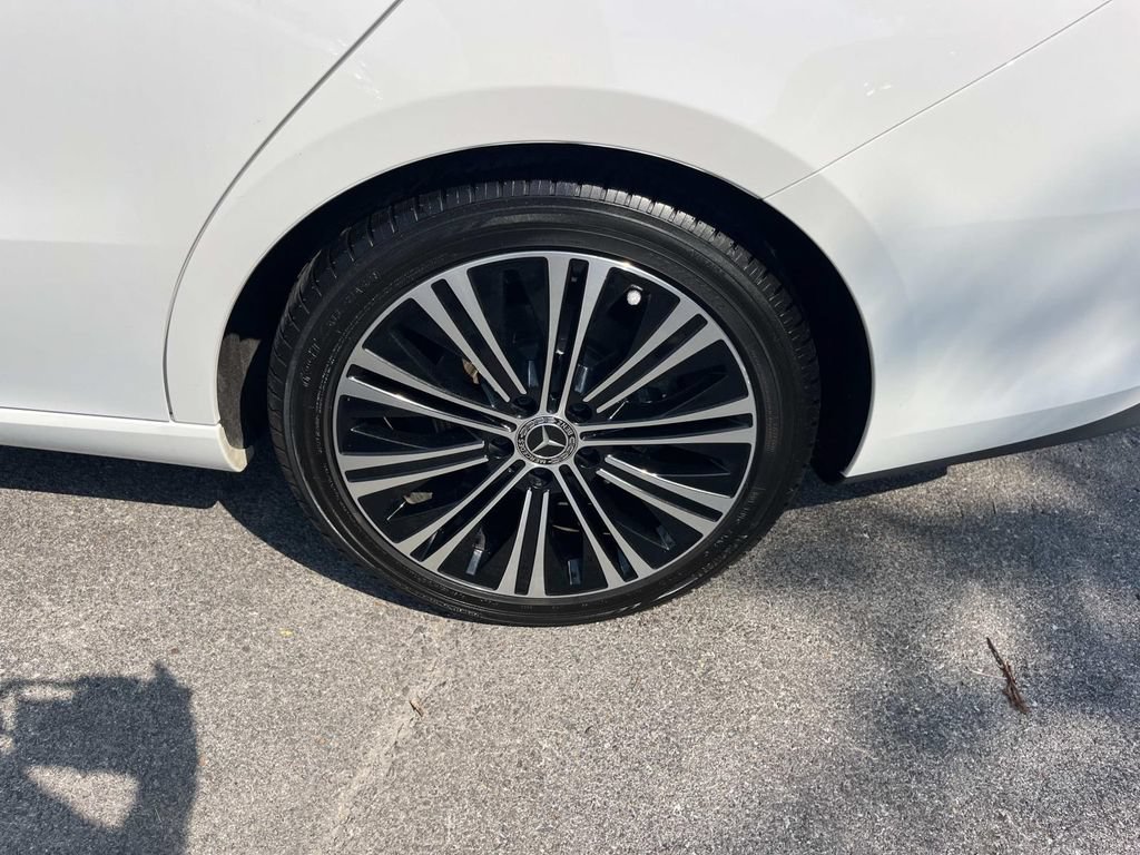 Used 2023 Mercedes-Benz CLA 250 image 14