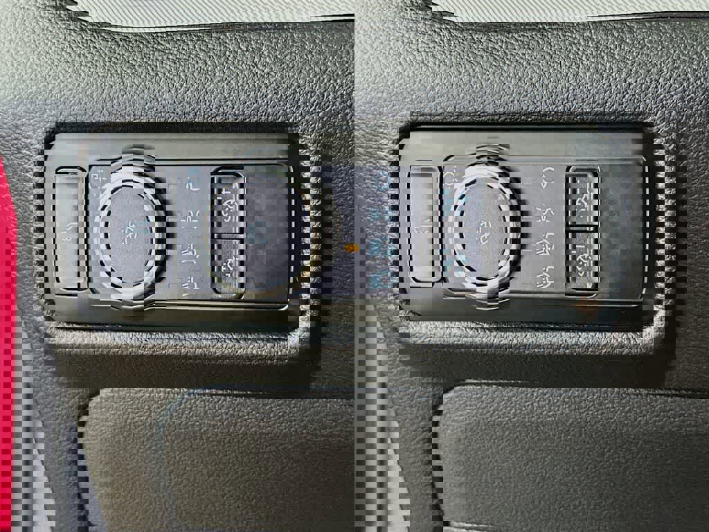 Certified 2023 Ford Explorer XLT w/ Equipment Group 202A image 27