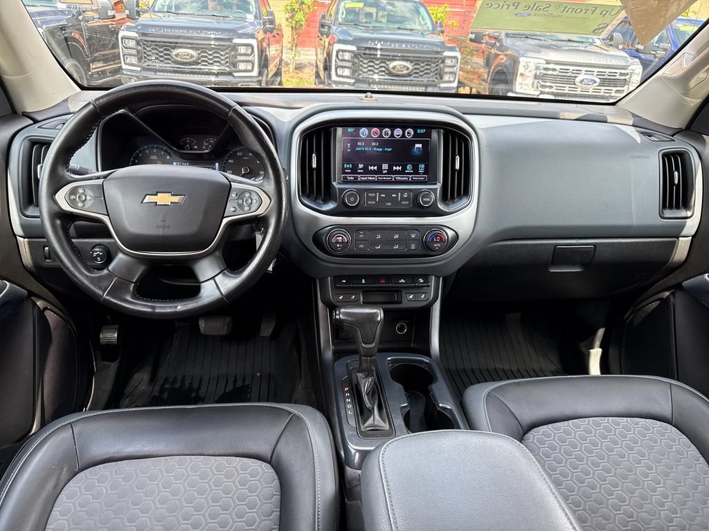 Used 2017 Chevrolet Colorado Z71 AWD/4WD image 5
