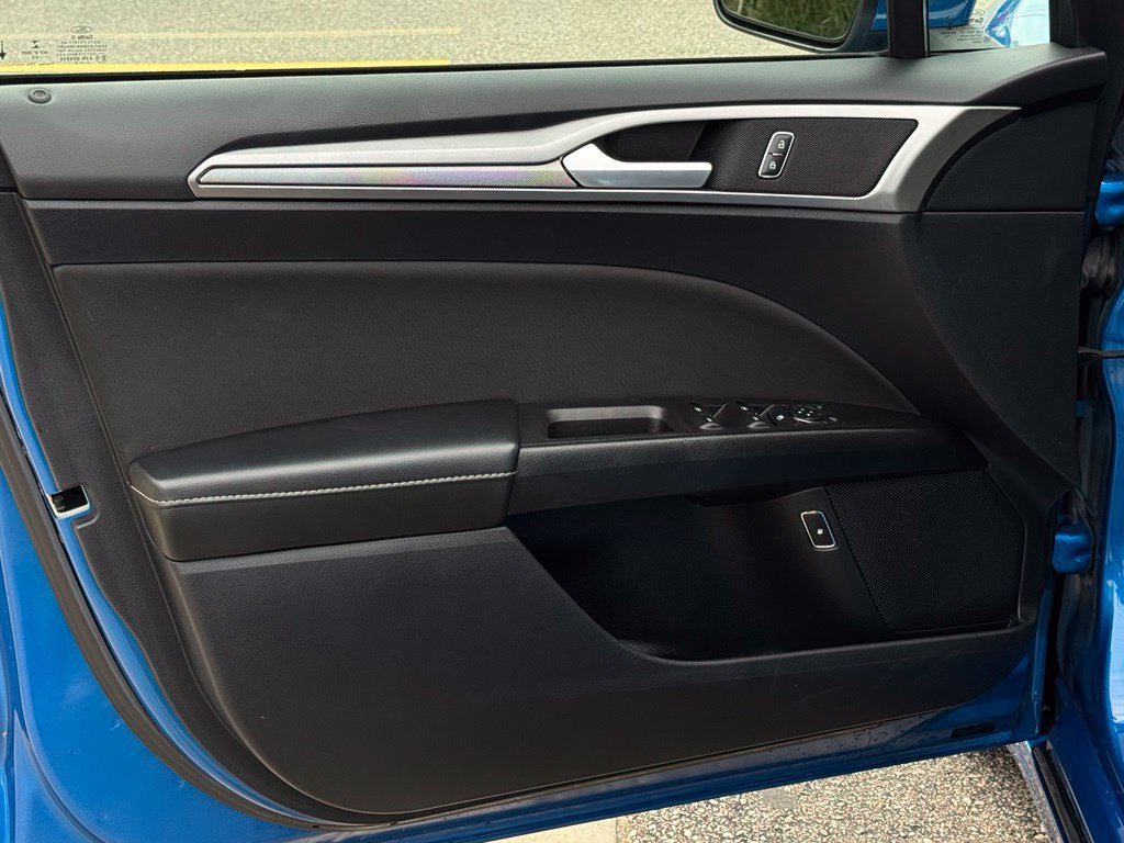 Certified 2020 Ford Fusion SE FWD image 8