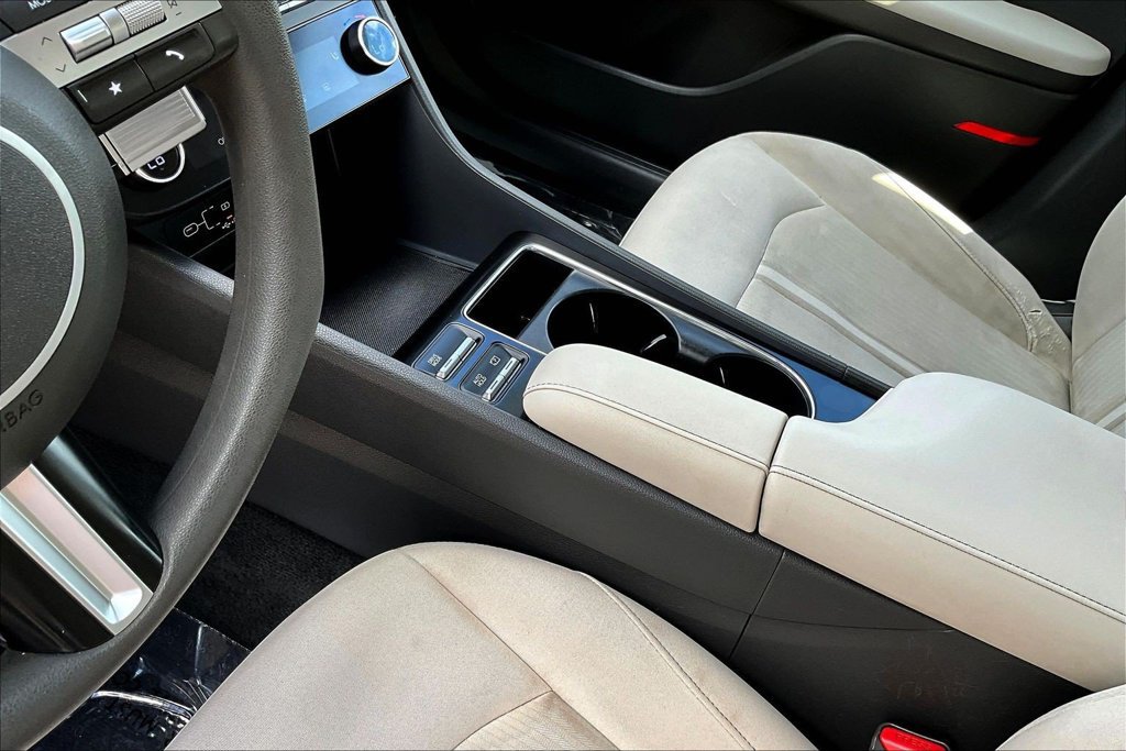 Used 2025 Hyundai Sonata SEL FWD image 20