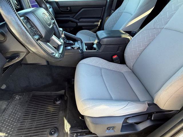 Used 2024 Toyota Tacoma SR5 AWD/4WD image 13