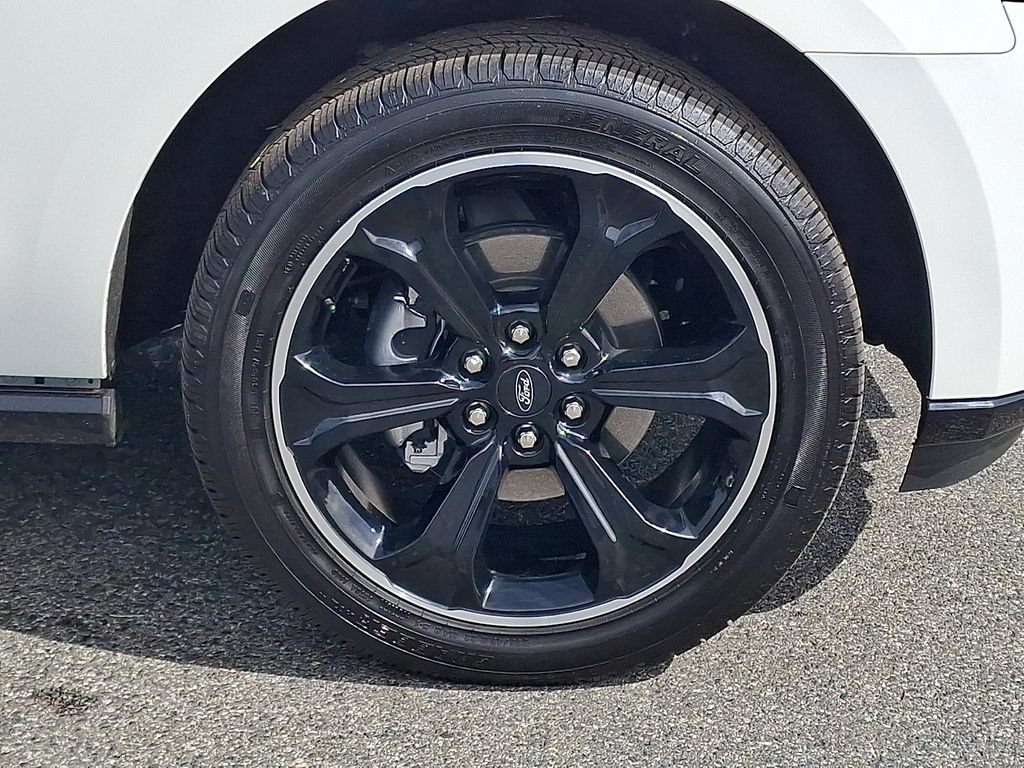 Certified 2024 Ford Expedition Limited AWD/4WD image 11