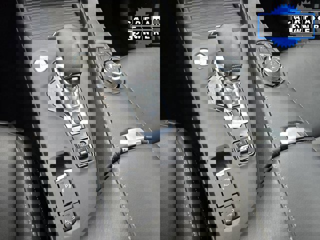 Used 2019 INFINITI QX50 Luxe w/ Navigation Package image 17