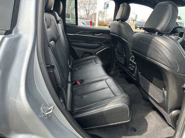 Used 2022 Jeep Grand Cherokee Overland image 34