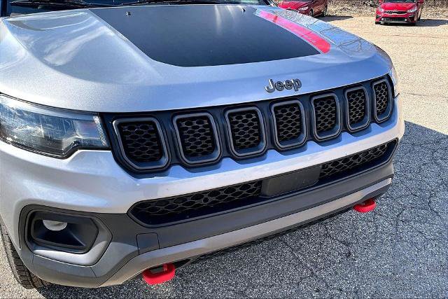 Used 2023 Jeep Compass Trailhawk AWD/4WD image 27