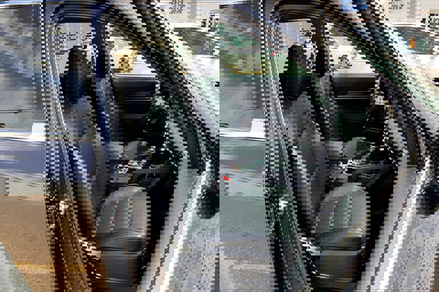 Used 2025 Kia Telluride S image 11