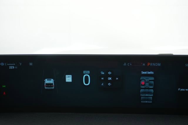 Certified 2025 Ford Expedition Active image 11