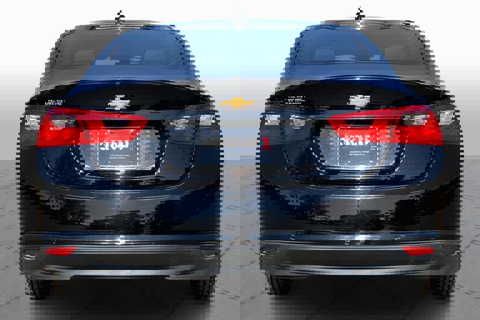 Used 2024 Chevrolet Malibu LS image 2