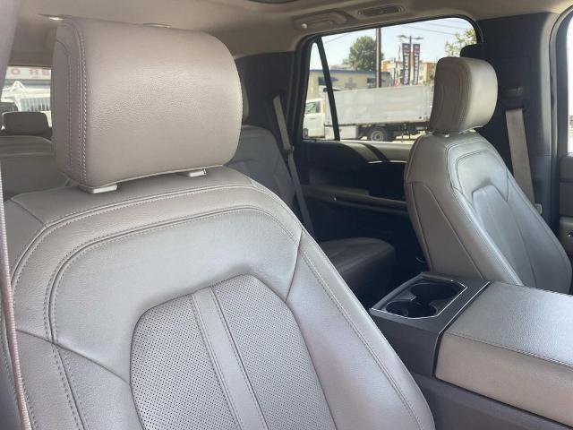 Certified 2019 Ford Expedition Limited w/ Equipment Group 301A AWD/4WD image 30