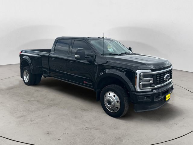 Certified 2025 Ford F450 Platinum w/ FX4 Off-Road Package AWD/4WD image 7