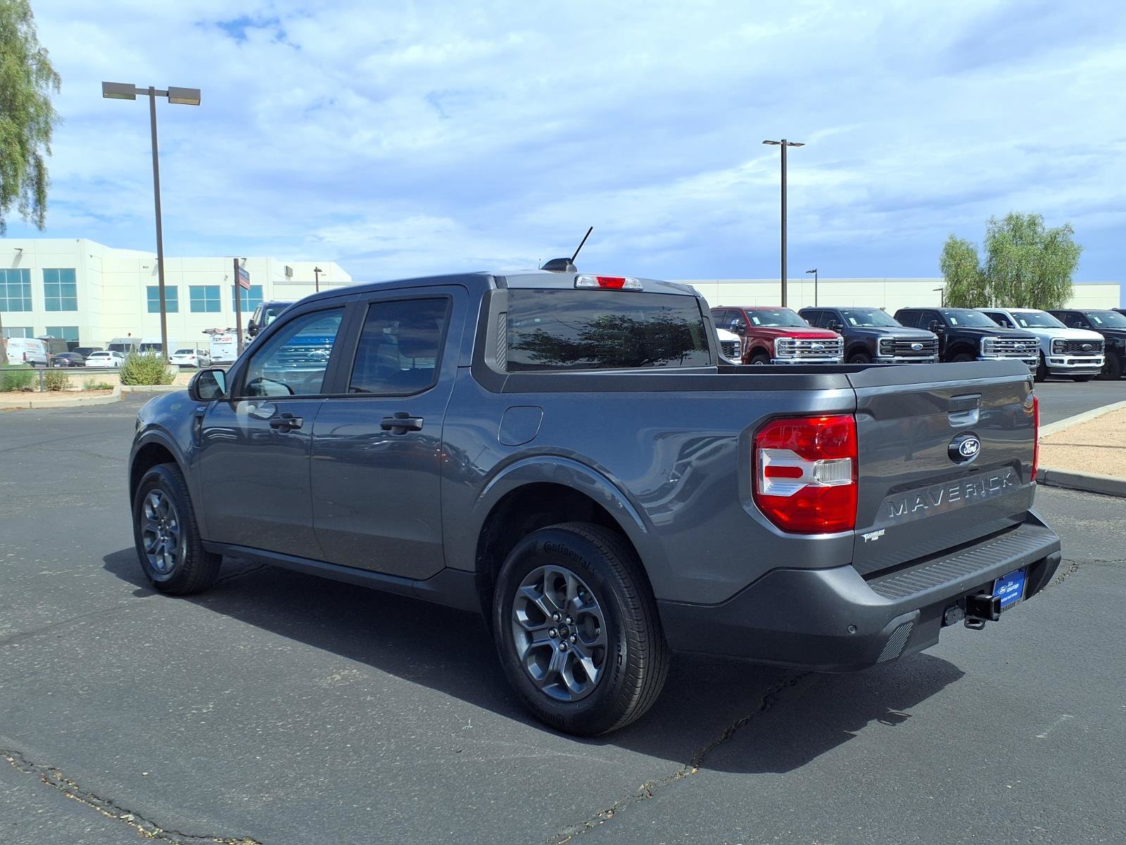 Certified 2025 Ford Maverick XLT w/ Equipment Group 301A AWD/4WD image 4