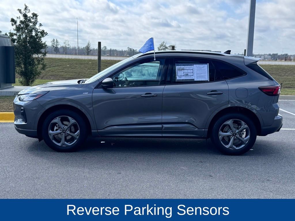 Certified 2023 Ford Escape ST-Line w/ Tech Pack #1 image 4