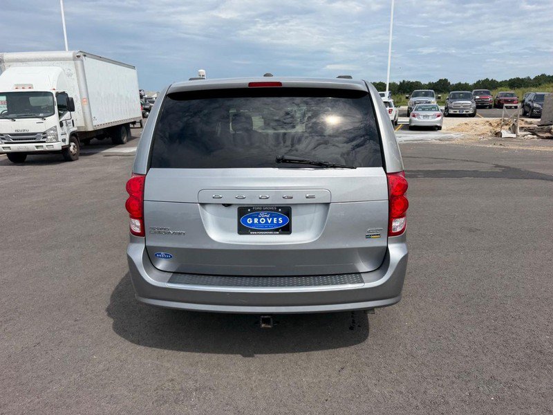 Used 2019 Dodge Grand Caravan GT FWD image 6