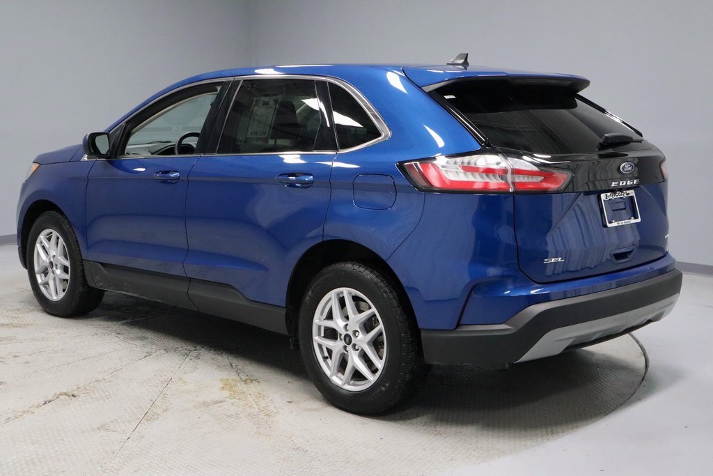 Certified 2024 Ford Edge SEL w/ Convenience Package image 10
