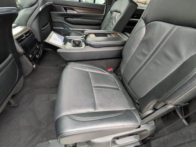 Used 2024 Jeep Grand Wagoneer L 4WD image 23