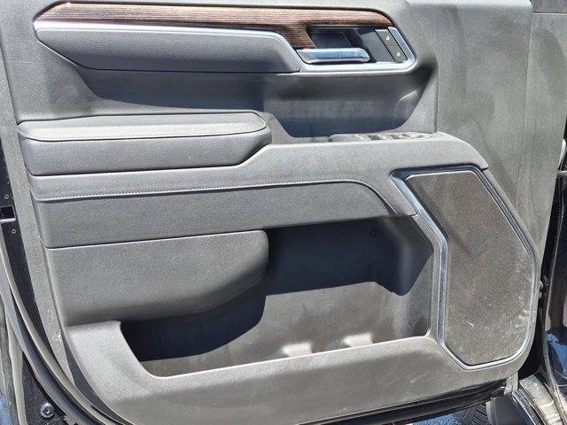 Used 2025 GMC Sierra 1500 Elevation AWD/4WD image 13