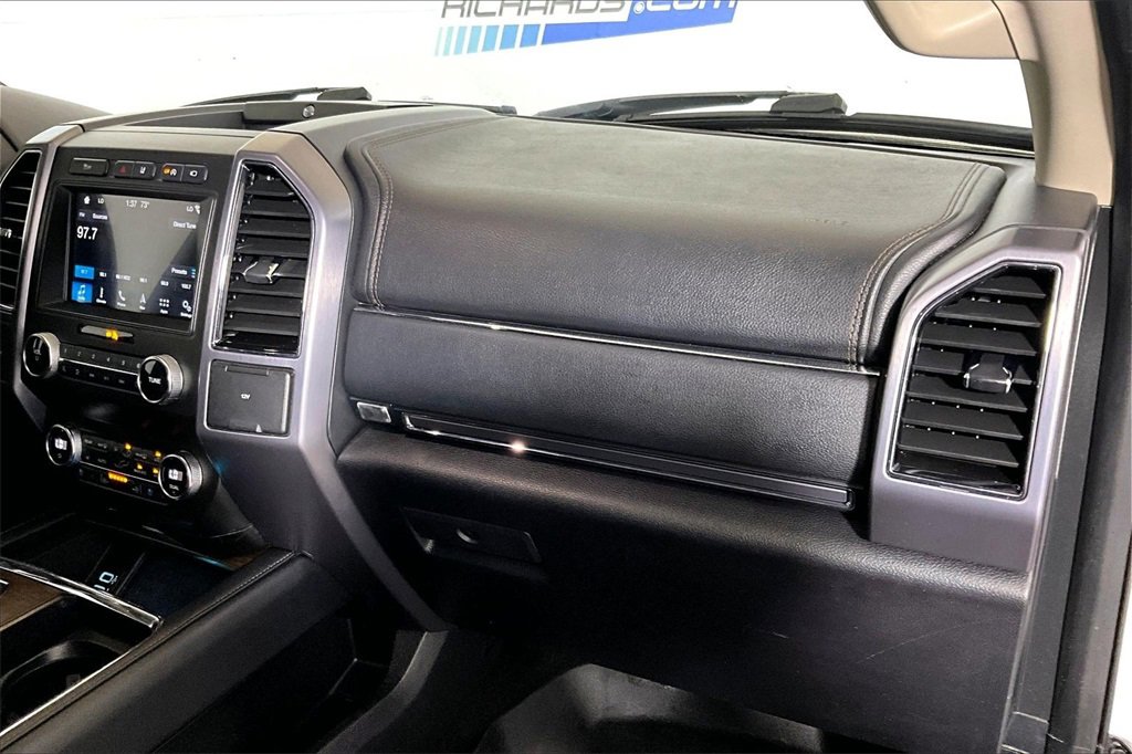 Certified 2019 Ford Expedition Max Platinum image 12