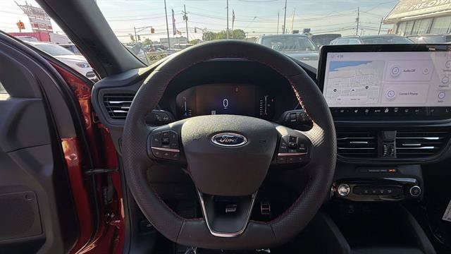 Certified 2023 Ford Escape ST-Line w/ Tech Pack #1 AWD/4WD image 17