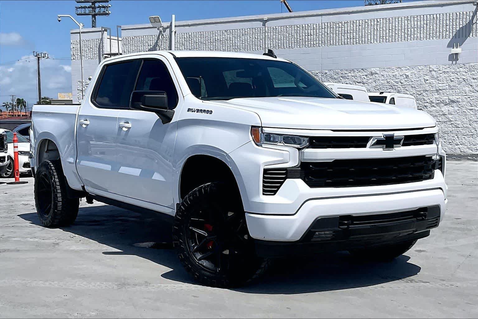 Used 2024 Chevrolet Silverado 1500 RST w/ Convenience Package II RWD image 21