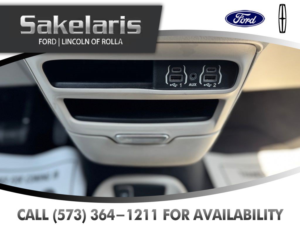 Used 2023 Chrysler Voyager LX FWD image 26