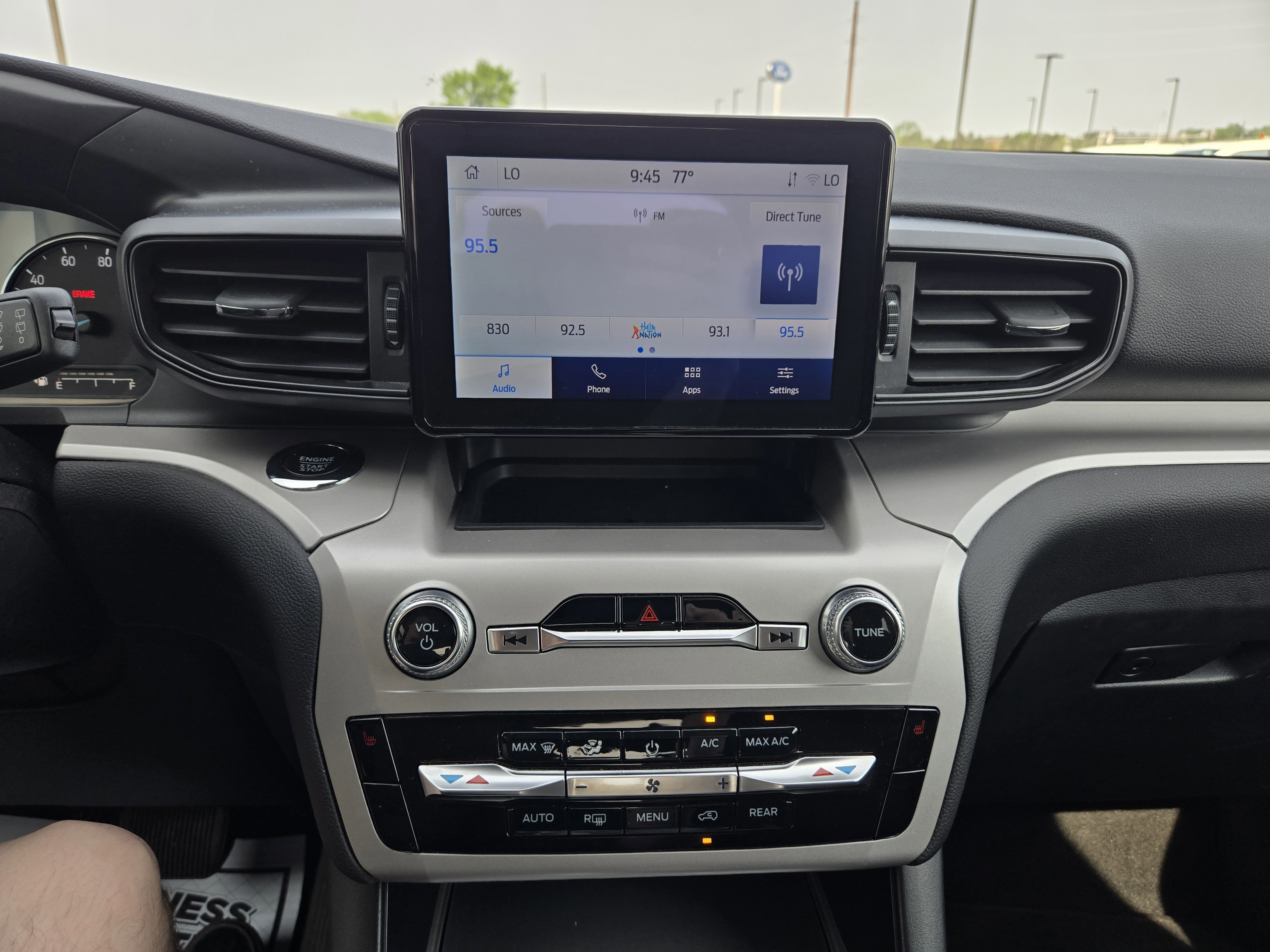 Certified 2023 Ford Explorer XLT w/ Class IV Trailer Tow Package image 23