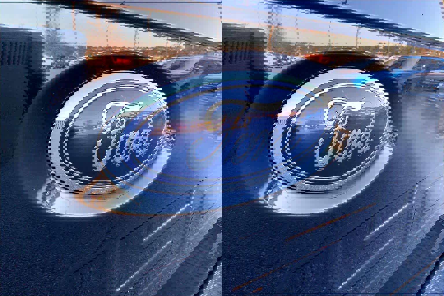 Certified 2022 Ford F150 XLT w/ Equipment Group 302A High image 28