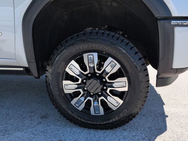 Used 2025 GMC Sierra 2500 Denali w/ Denali Reserve Package AWD/4WD image 12
