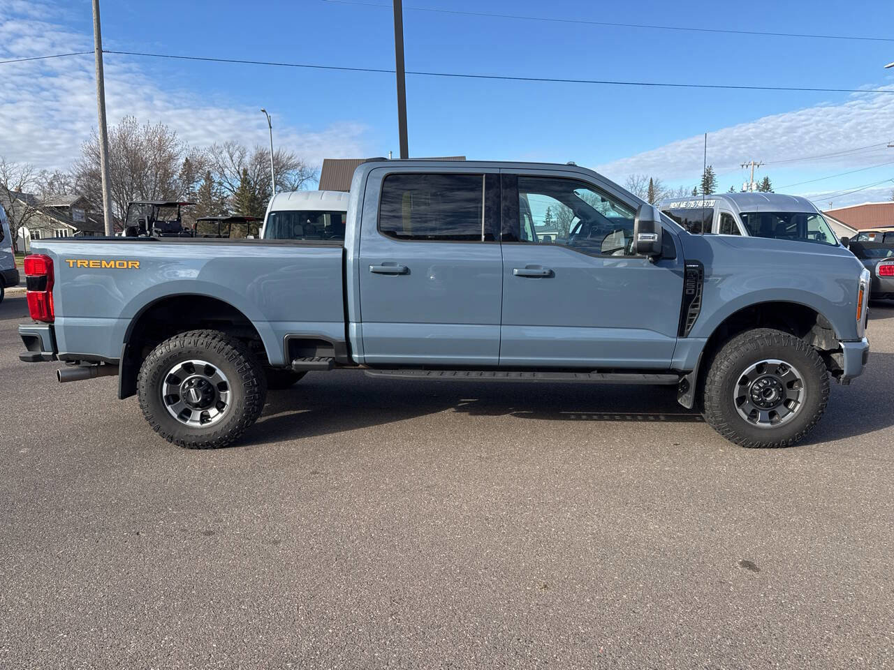 Certified 2023 Ford F250 Lariat w/ Tremor Off-Road Package image 3