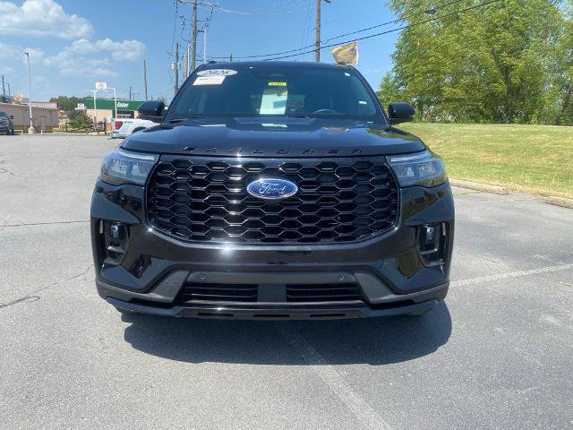 Certified 2026 Ford Explorer ST-Line AWD/4WD image 2