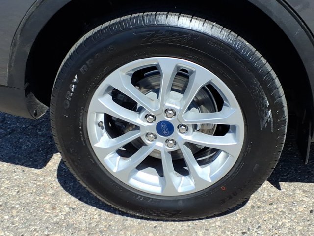 Certified 2022 Ford Escape SE w/ Cold Weather Package AWD/4WD image 20