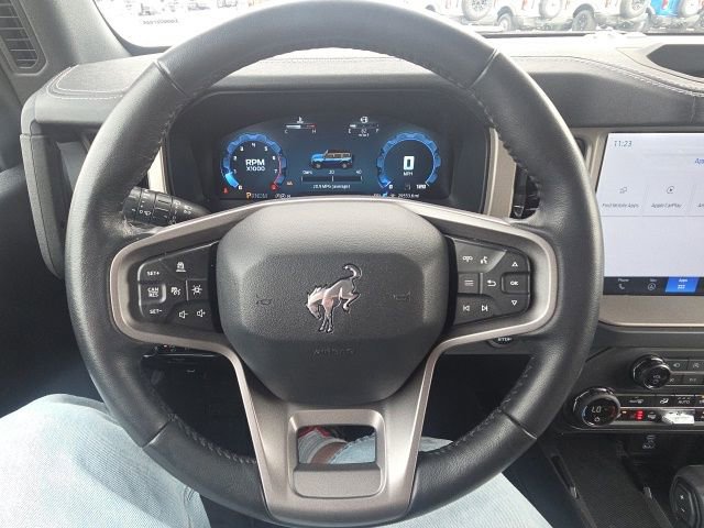 Certified 2025 Ford Bronco Outer Banks w/ Sasquatch Package AWD/4WD image 37