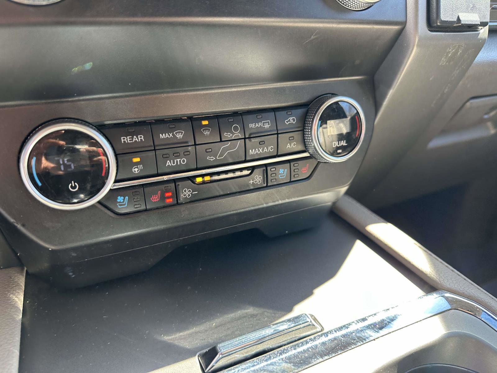 Certified 2020 Ford Expedition Max XLT w/ Equipment Group 202A image 24