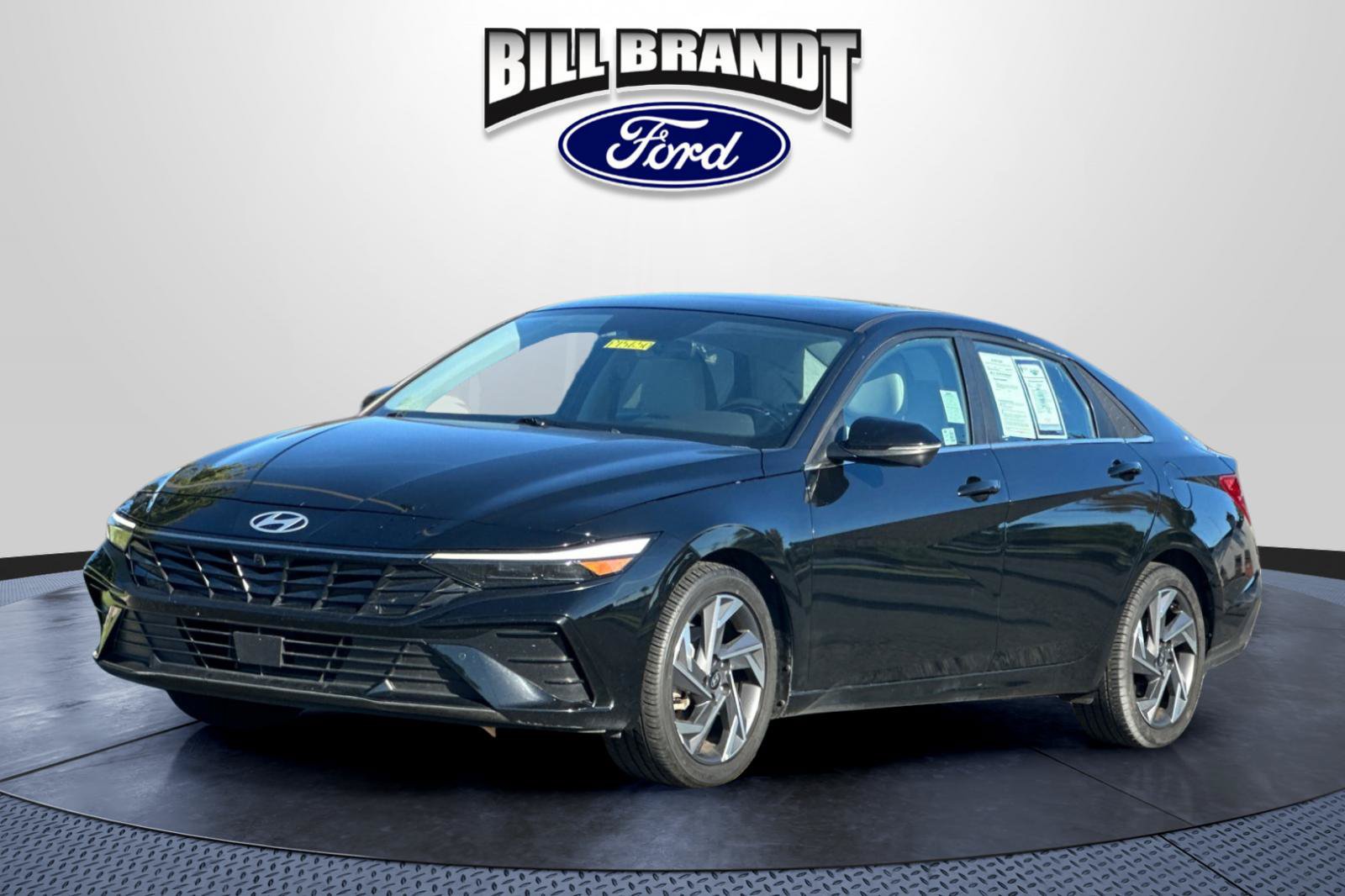 Used 2024 Hyundai Elantra Limited FWD image 7