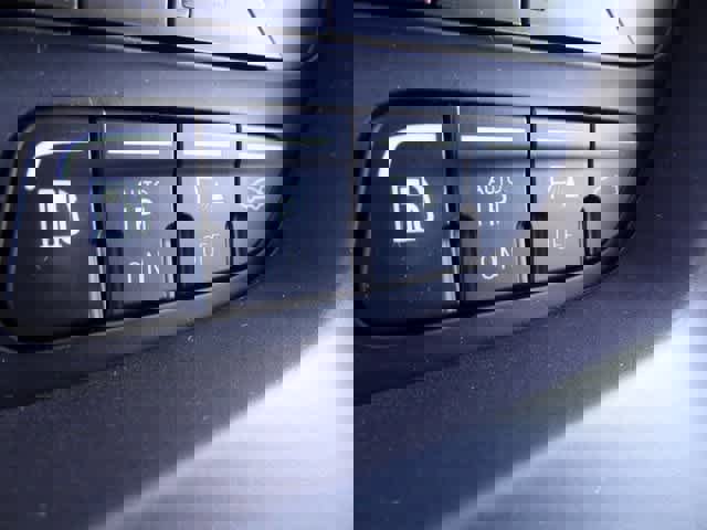 Certified 2017 Ford C-MAX Titanium w/ Equipment Group 301A image 38