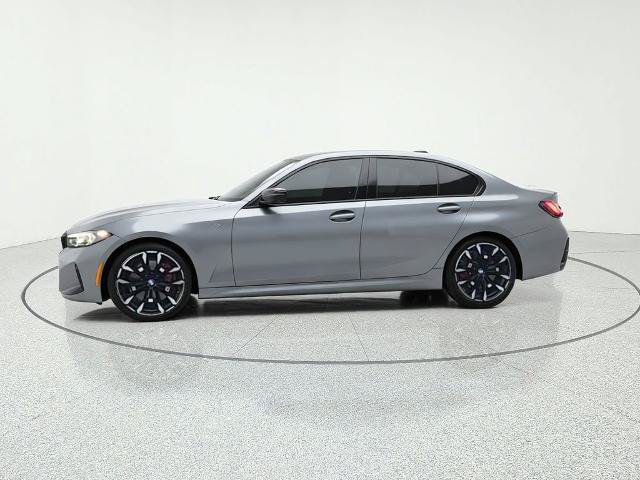 Used 2026 BMW 330i Sedan w/ M Sport Package RWD image 4