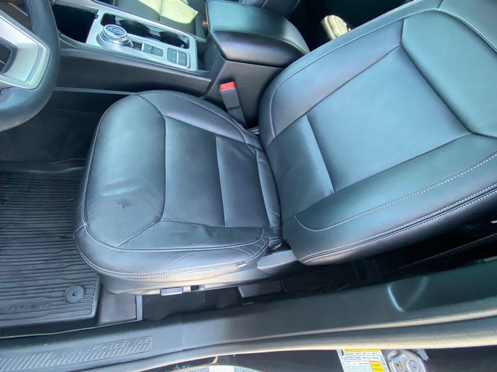 Certified 2024 Ford Explorer XLT RWD image 22