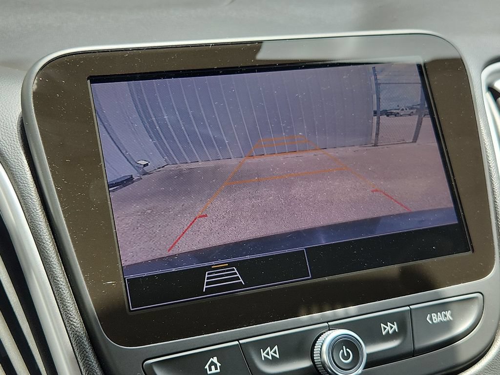 Used 2024 Chevrolet Malibu LS FWD image 9