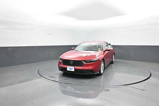 Used 2023 Honda Accord LX image 3