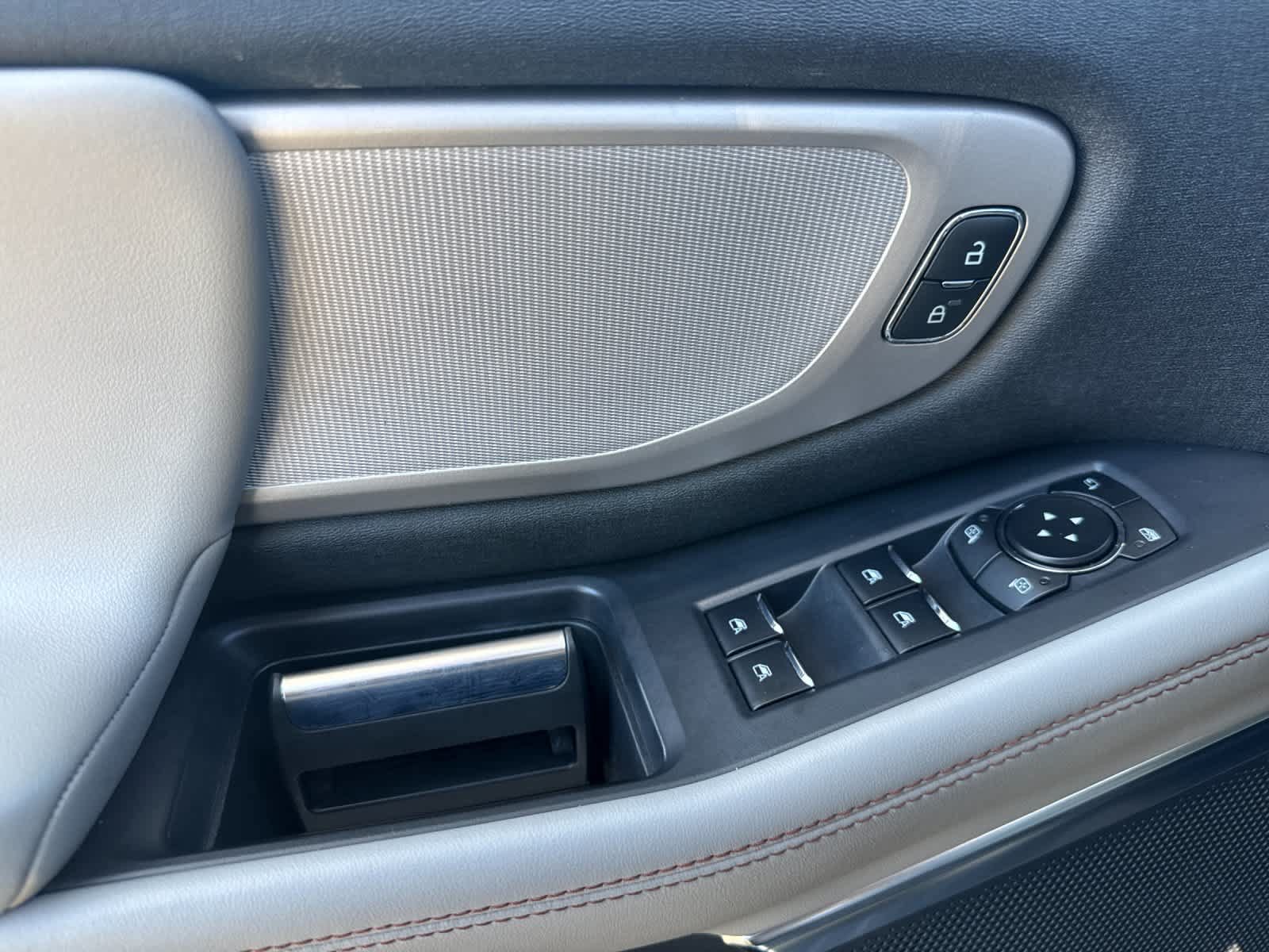 Certified 2025 Ford Expedition Active RWD image 12