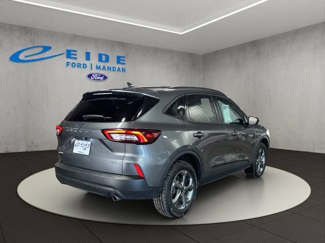 Certified 2025 Ford Escape ST-Line Select AWD/4WD image 12